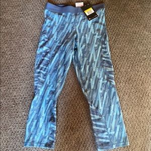 Nike Pro hyper cool leggings